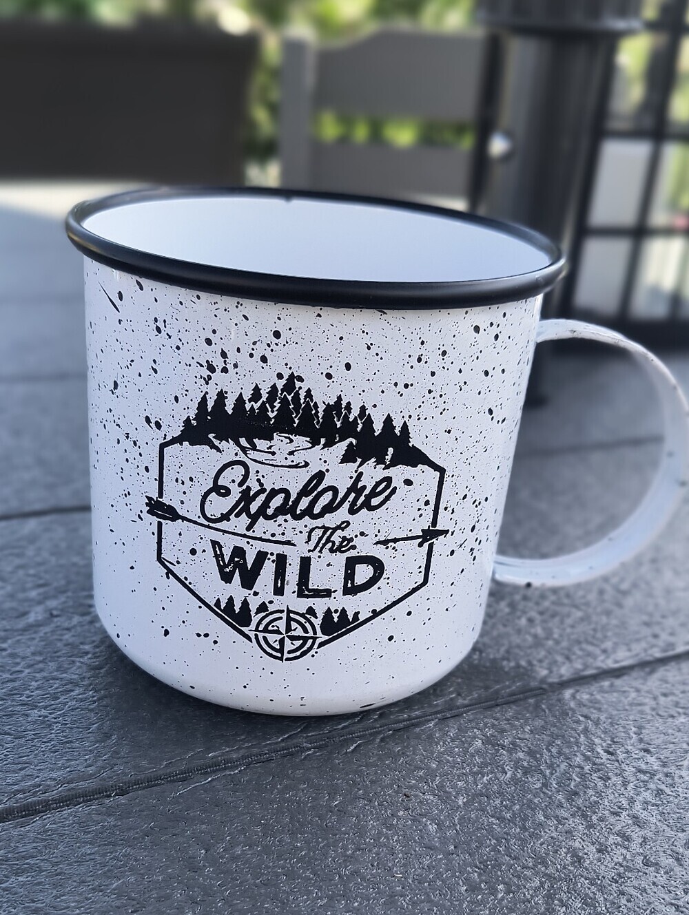 The DesignPac Explore The Wild Enamel Camping Mug Cup Speckled White Black